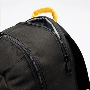 style active foundation backpack